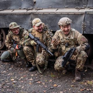 🪖3 Veteráni 😀🎖️🔥 🏥 Výbavu do akce seženeš➡️GGBOOSTER.COM🚨 #GGBOOSTER #EnergyDrink #goodgame #goodgamebooster #ggarmy